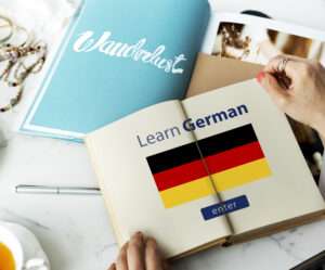 Almanca Kursu Seçerken Dikkat Etmeniz Gereken 12 Nokta 3 learn german language online education concept 1